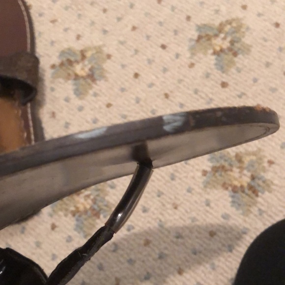 Sandals - Picture 7 of 7